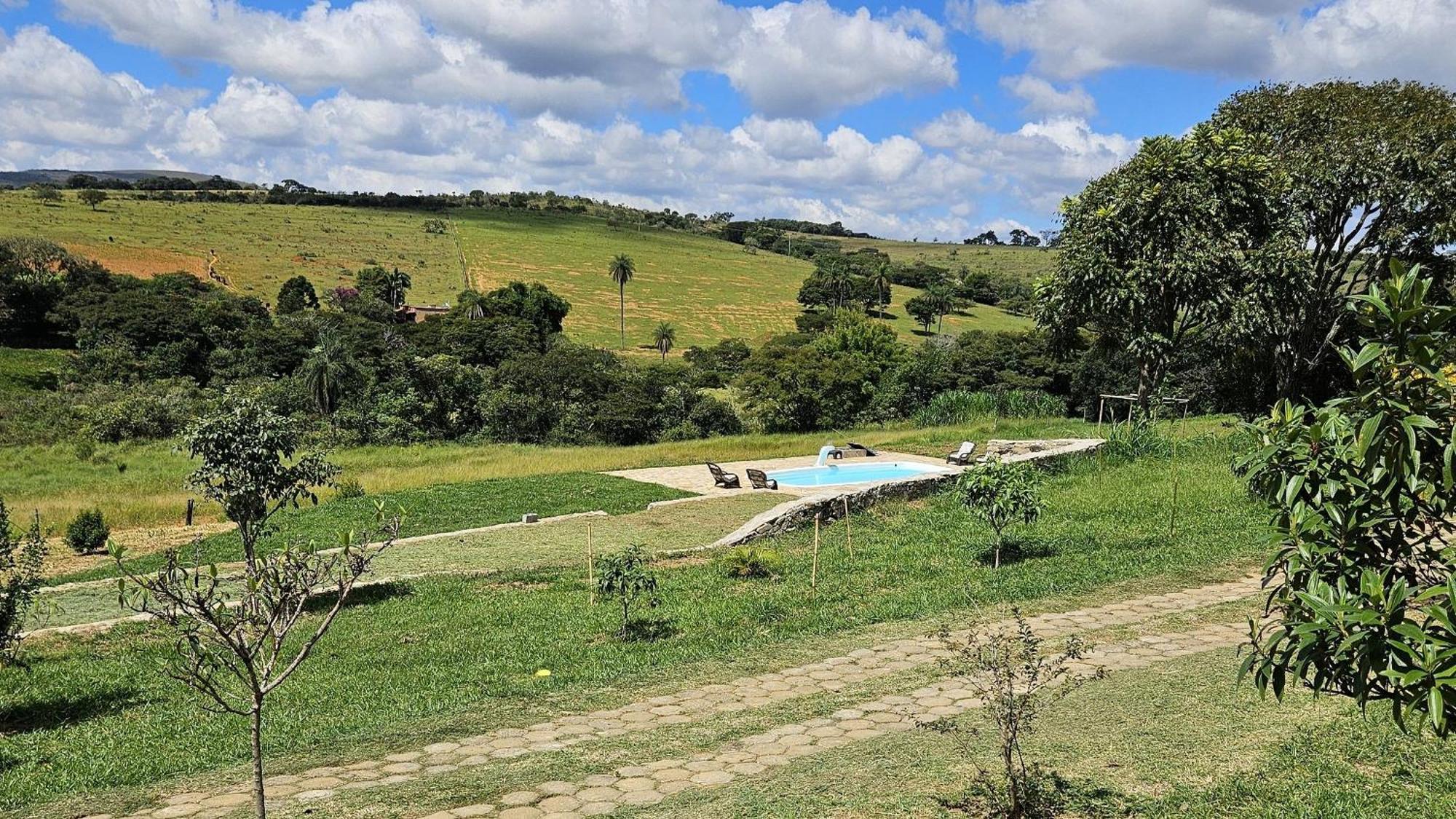Chales Vila Carrancas - Unidade Centro Exteriér fotografie